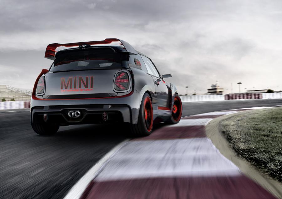 Mini John Cooper Works GP Concept (F56) 2017 года  (фото 3 из 63)
